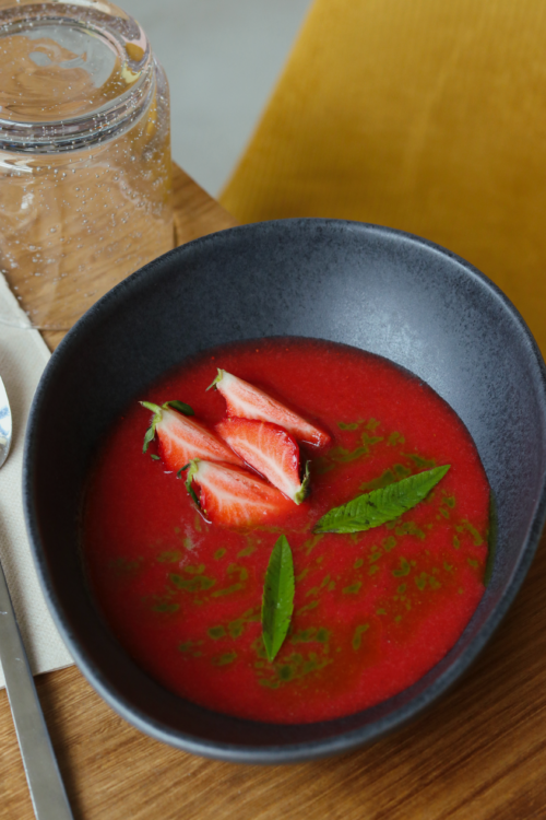 Soupe de fraises à la verveine